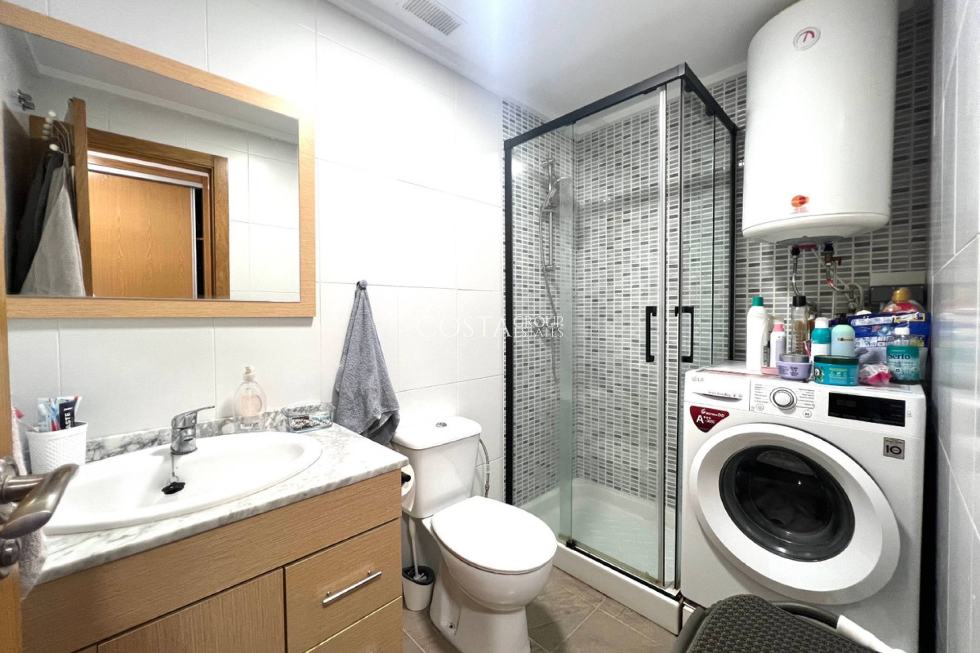 Odsprzedaż - Apartments -
Torrevieja - Torrevieja Centro