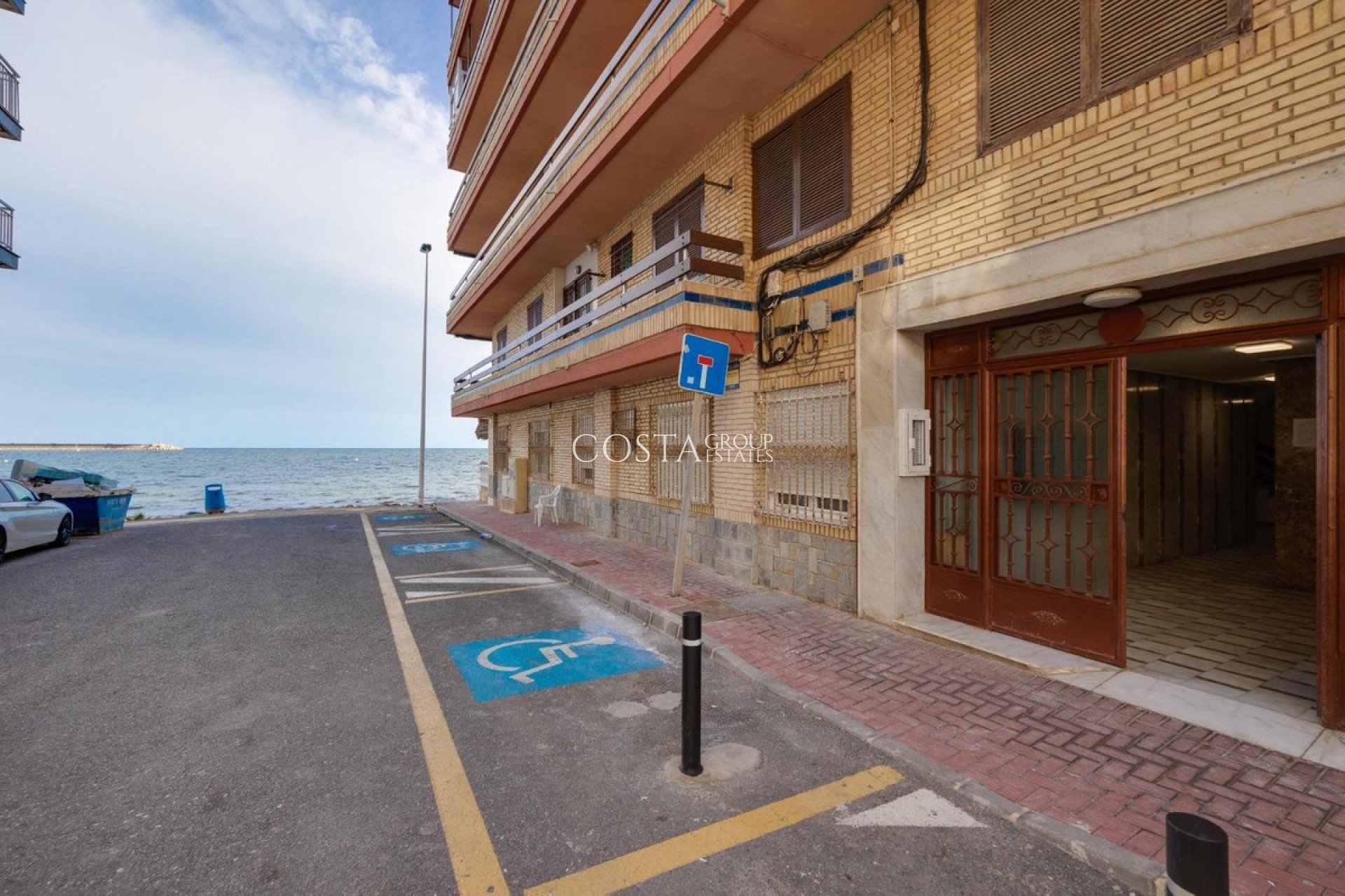 Odsprzedaż - Apartments -
Torrevieja - Torrevieja Centro