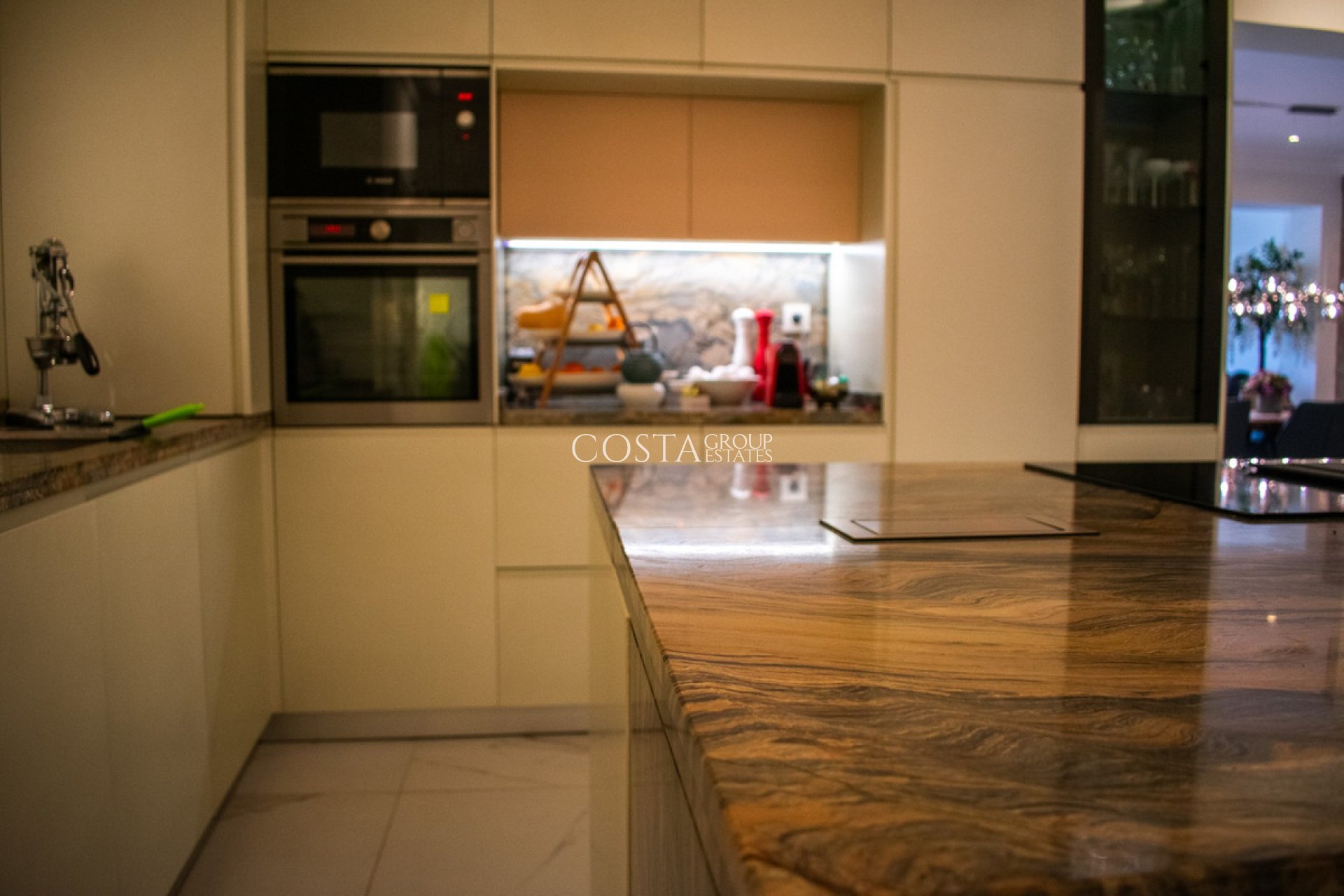 Odsprzedaż - Apartments -
Torrevieja - Torrevieja Centro