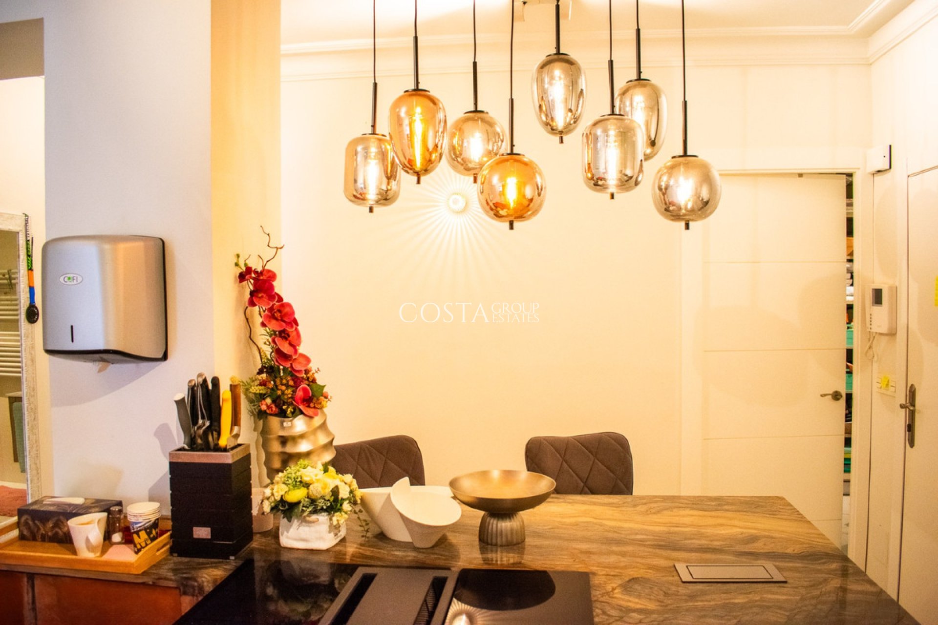 Odsprzedaż - Apartments -
Torrevieja - Torrevieja Centro