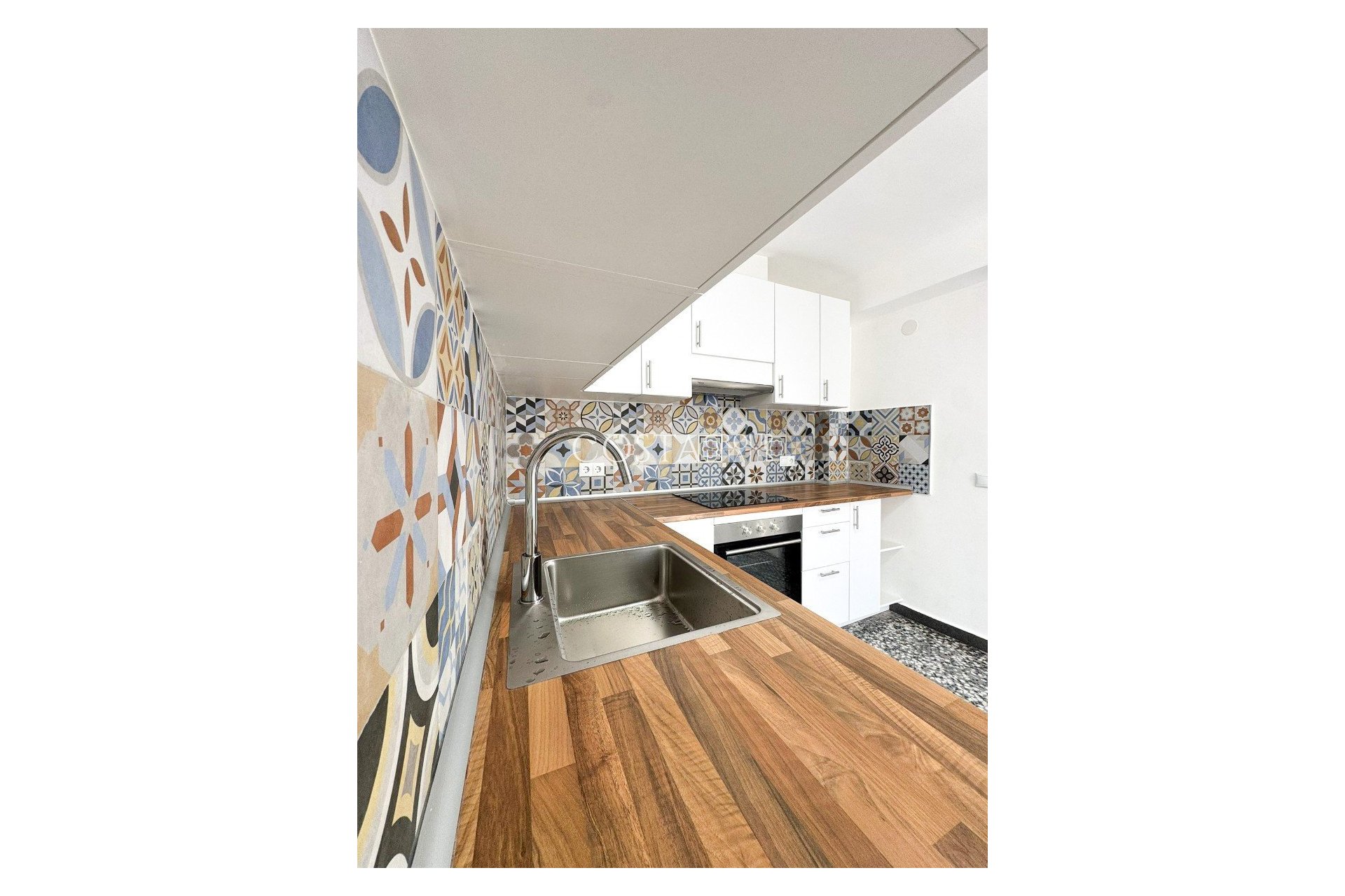 Odsprzedaż - Apartments -
Torrevieja - Torrevieja Centro