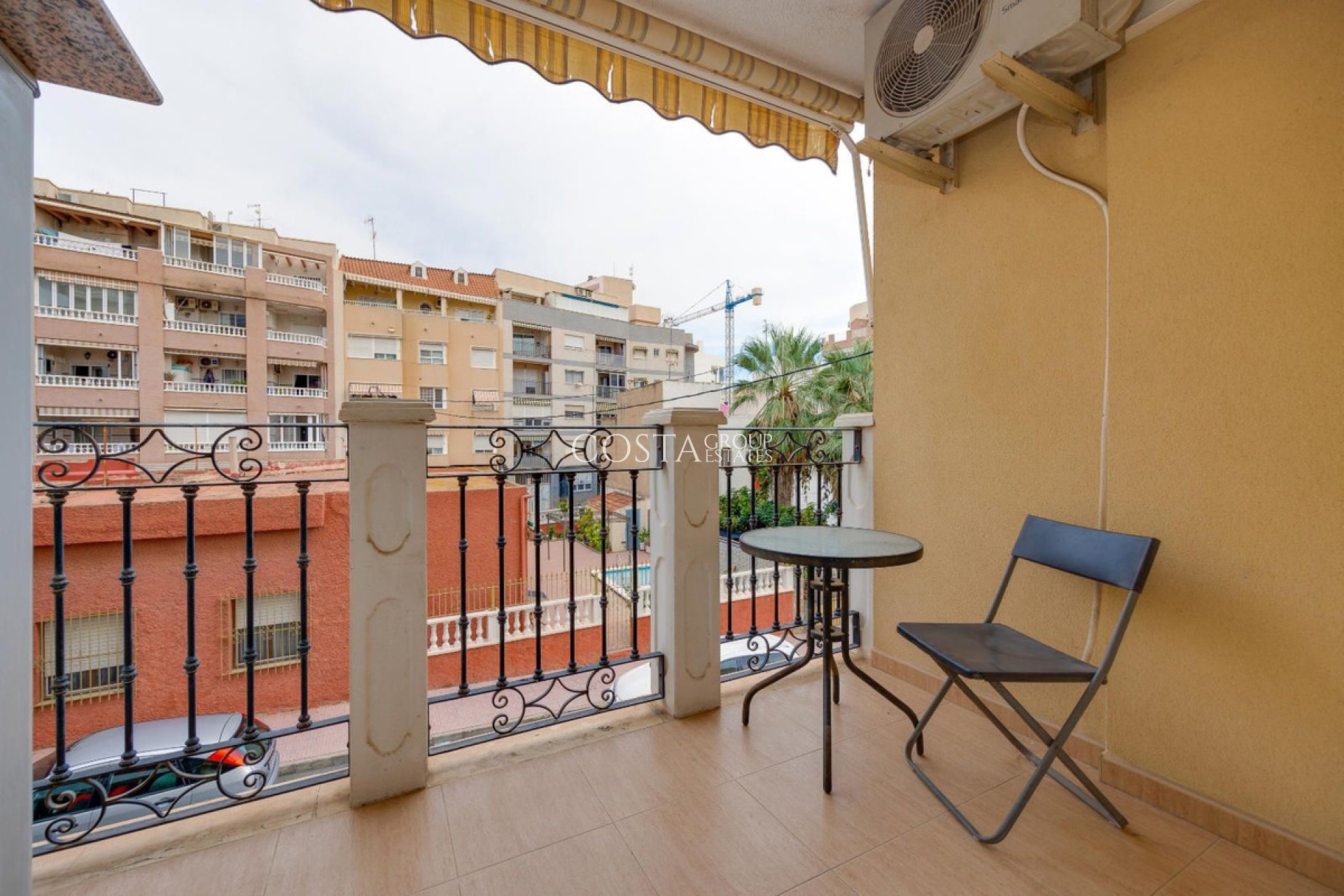 Odsprzedaż - Apartments -
Torrevieja - Torrevieja Centro