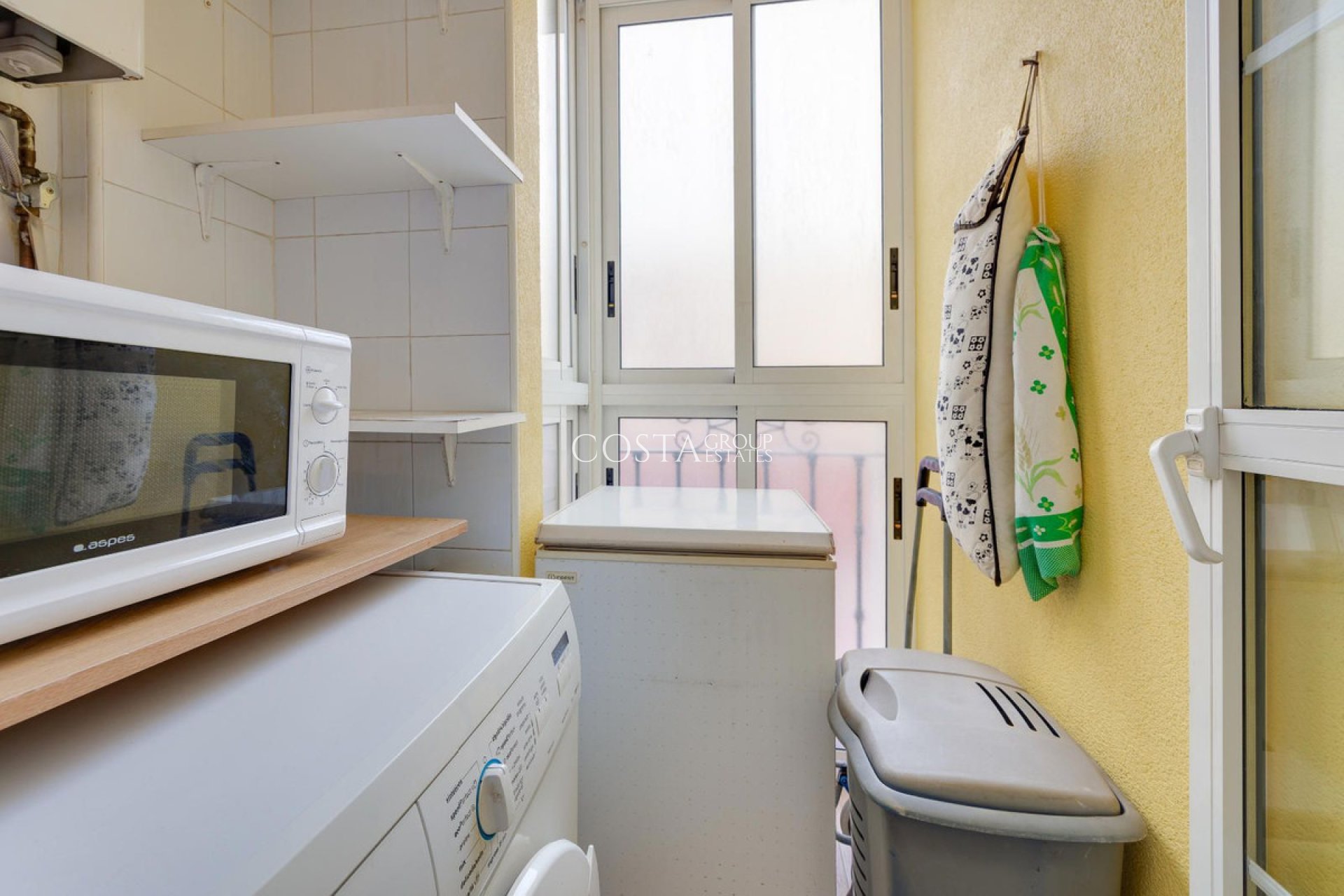 Odsprzedaż - Apartments -
Torrevieja - Torrevieja Centro