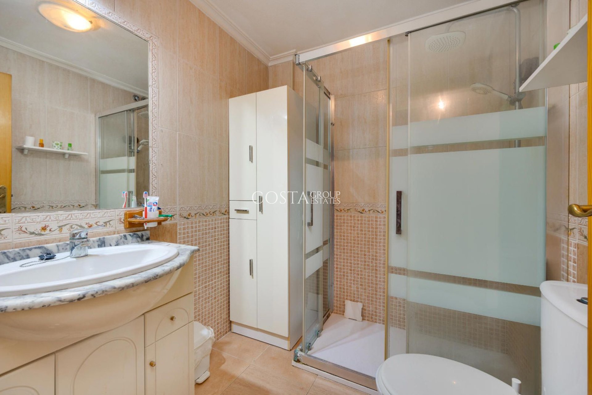 Odsprzedaż - Apartments -
Torrevieja - Torrevieja Centro