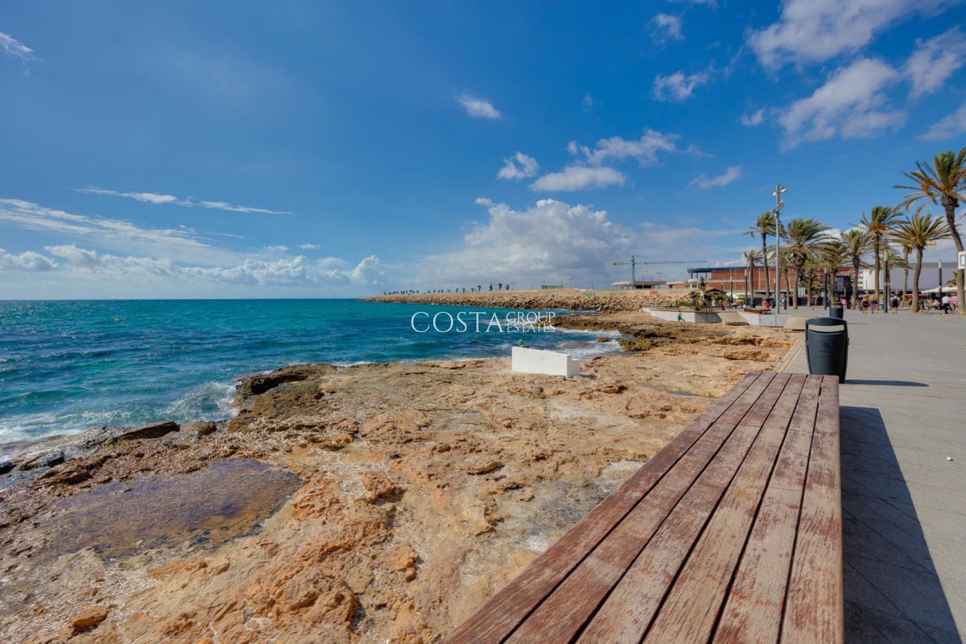 Odsprzedaż - Apartments -
Torrevieja - Torrevieja Centro