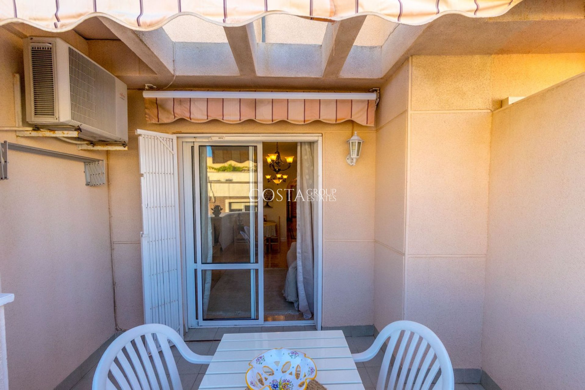 Odsprzedaż - Apartments -
Torrevieja - Torrevieja Centro