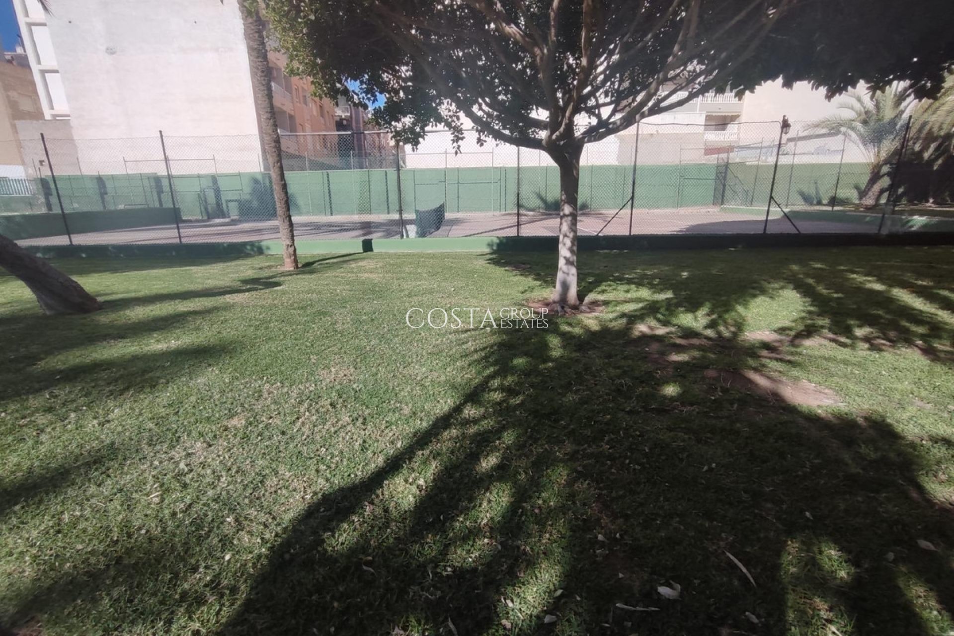 Odsprzedaż - Apartments -
Torrevieja