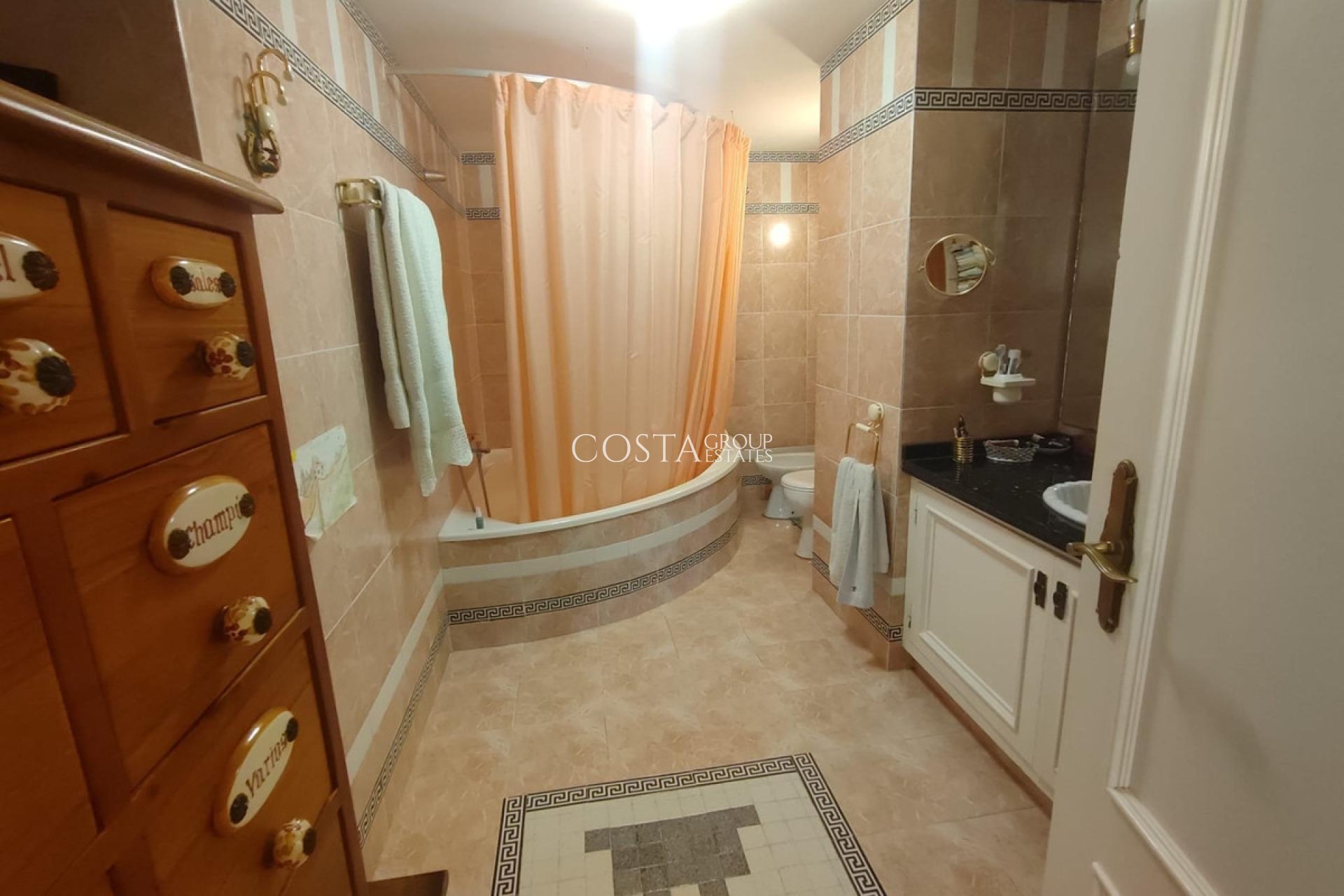 Odsprzedaż - Apartments -
Torrevieja