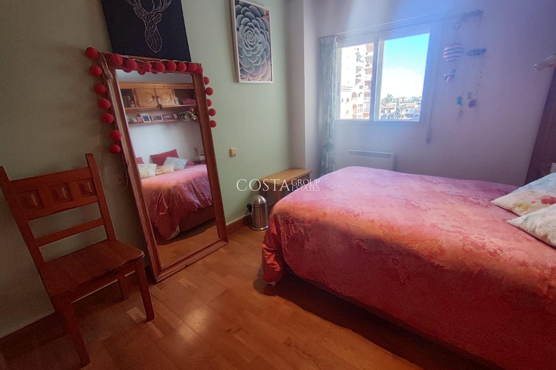 Odsprzedaż - Apartments -
Torrevieja