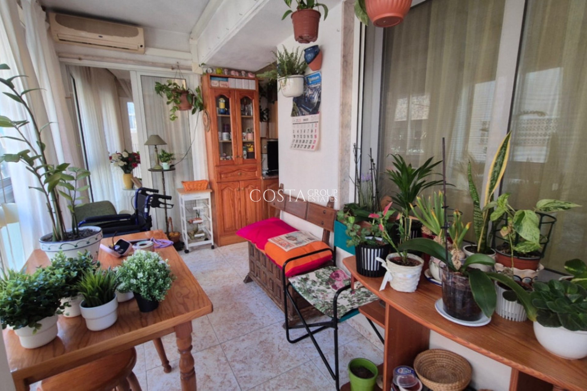 Odsprzedaż - Apartments -
Torrevieja