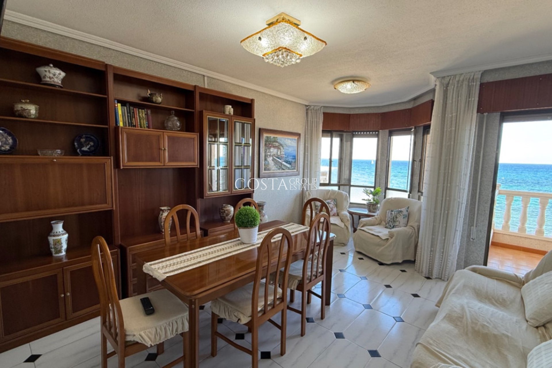 Odsprzedaż - Apartments -
Torrevieja