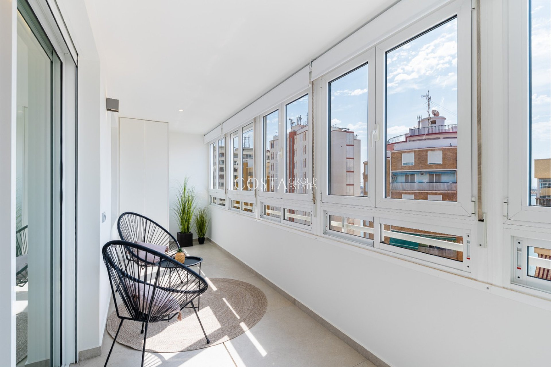 Odsprzedaż - Apartments -
Torrevieja