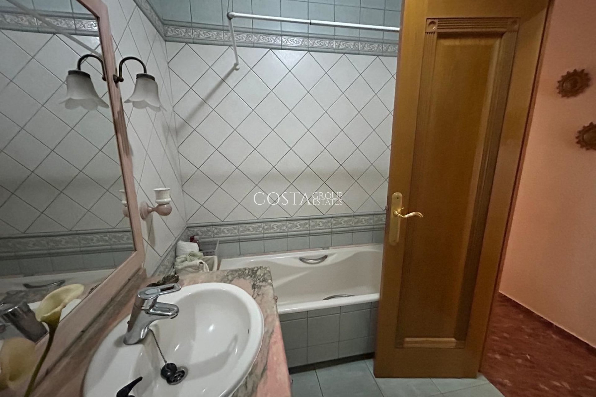 Odsprzedaż - Apartments -
Torrevieja