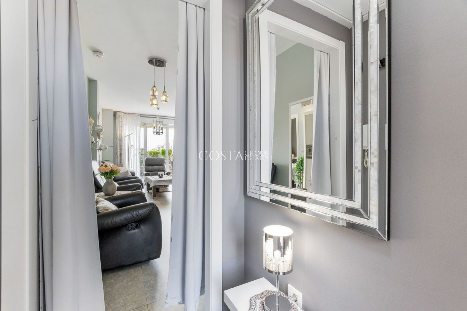 Odsprzedaż - Apartments -
Torrevieja