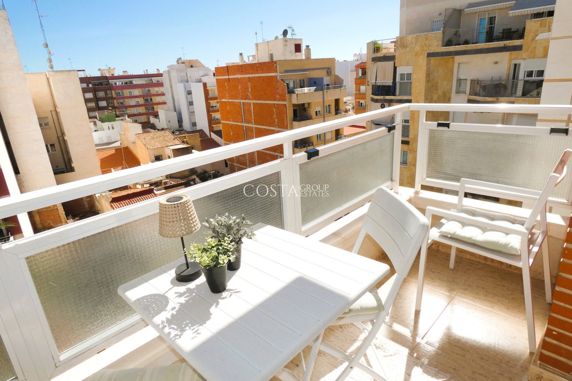 Odsprzedaż - Apartments -
Torrevieja