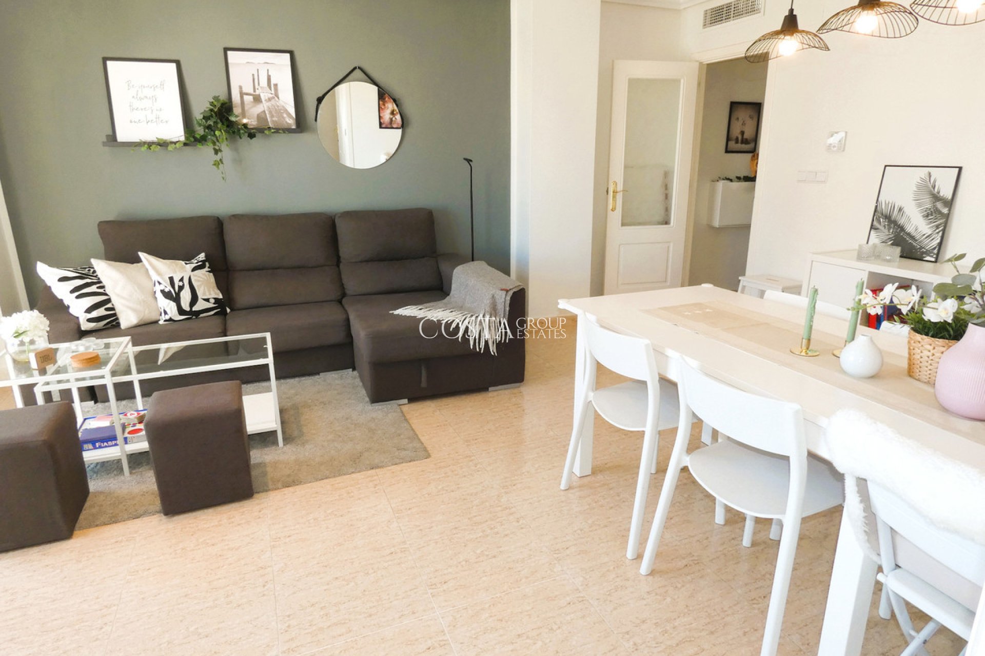 Odsprzedaż - Apartments -
Torrevieja