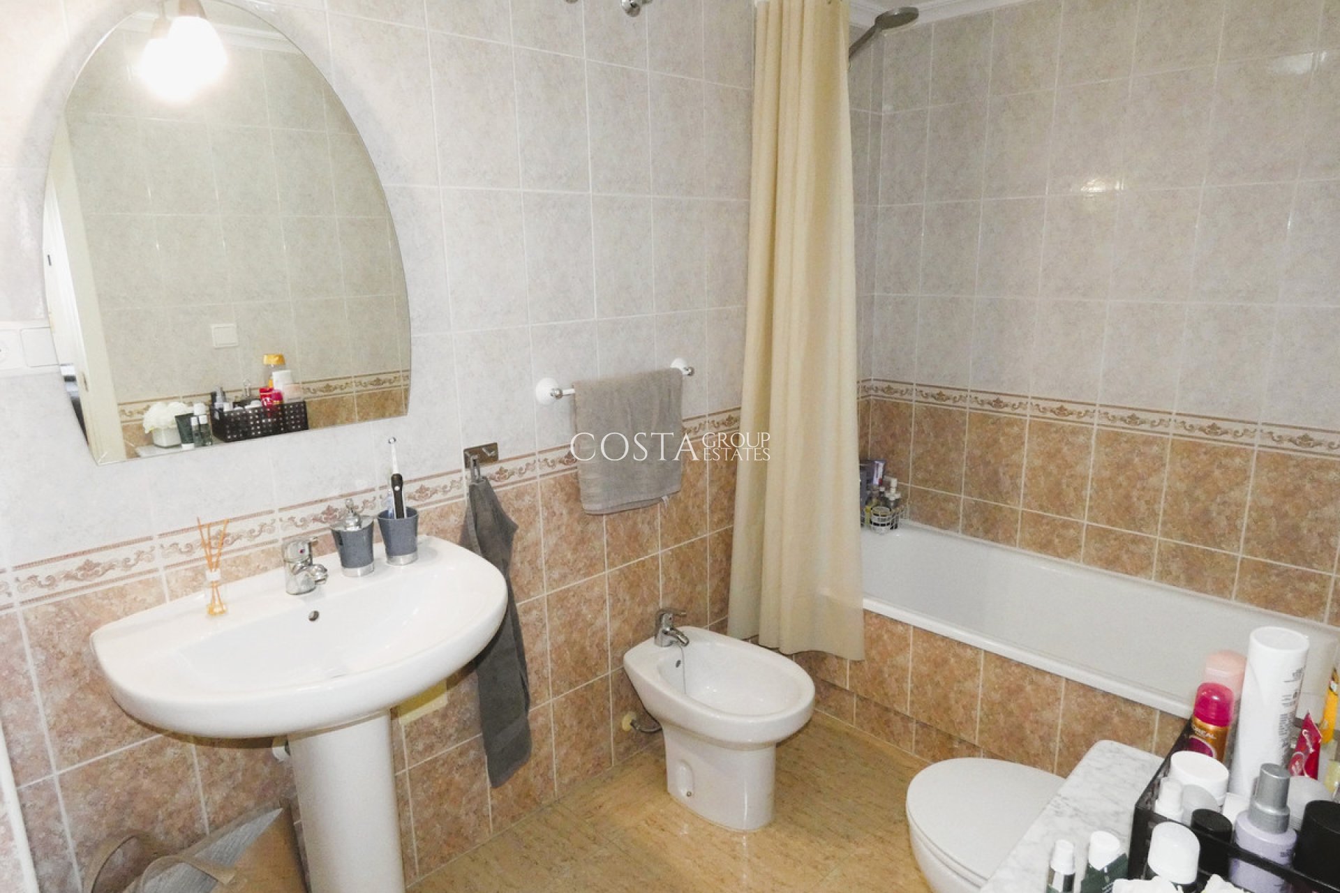 Odsprzedaż - Apartments -
Torrevieja