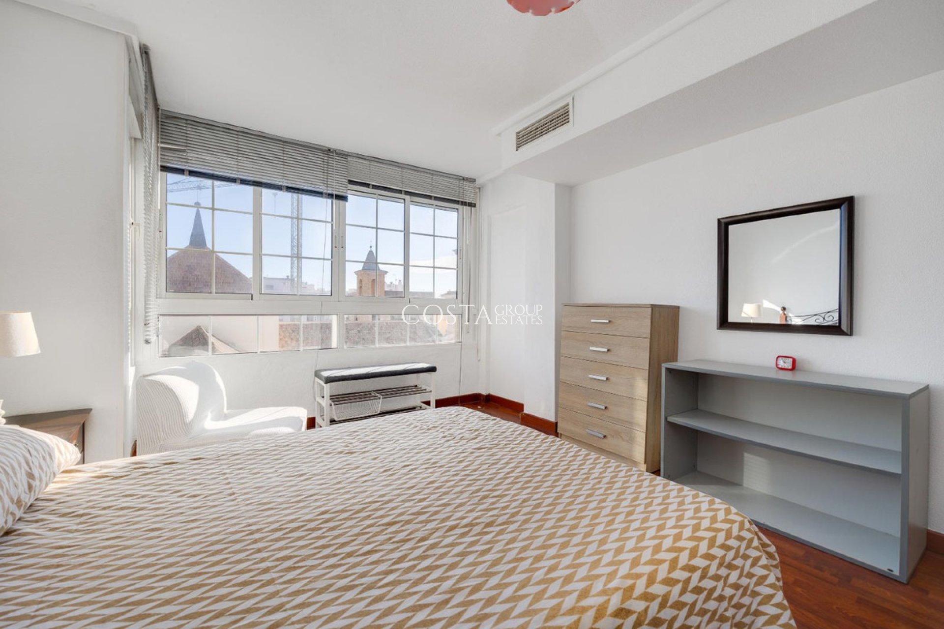 Odsprzedaż - Apartments -
Torrevieja