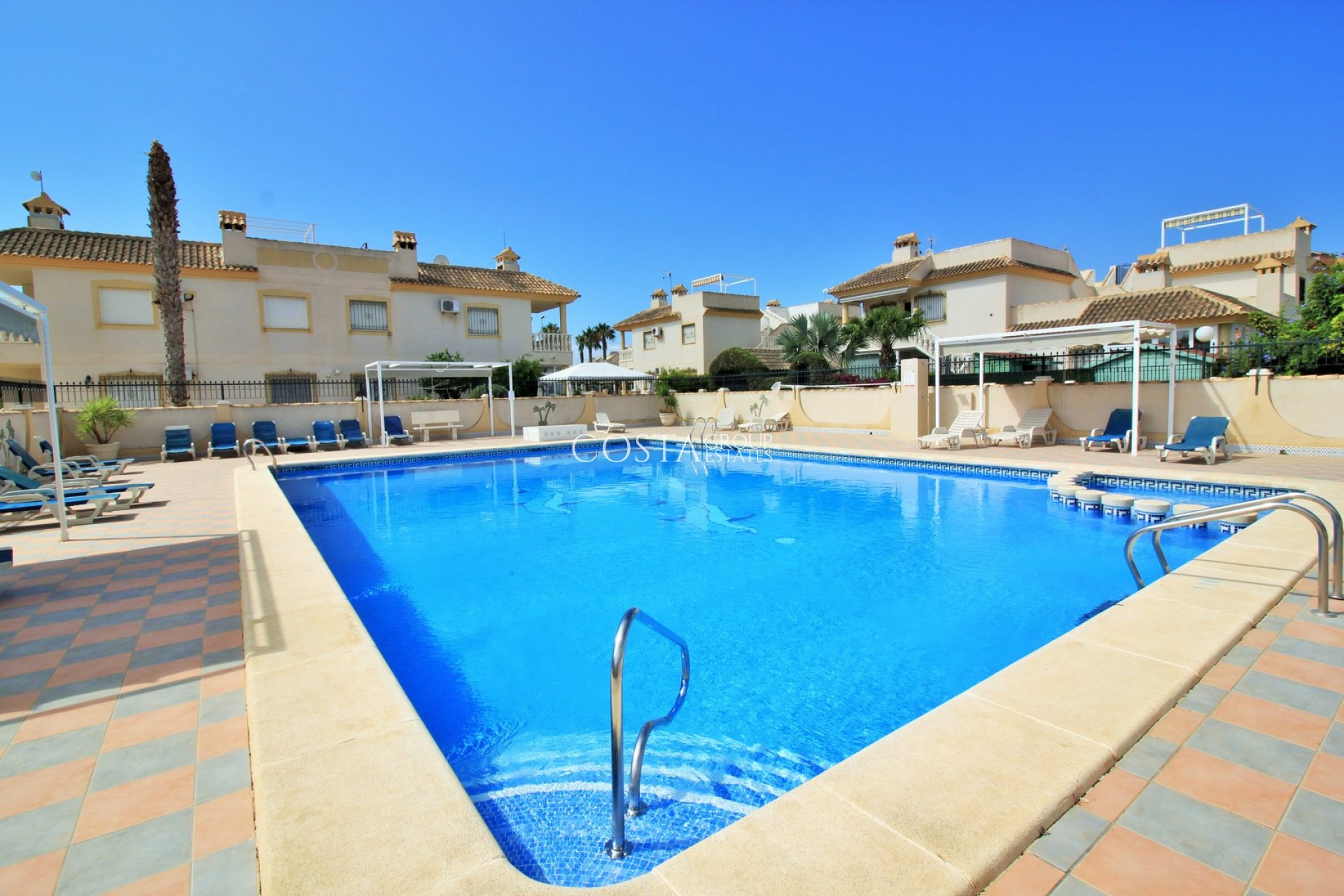Odsprzedaż - Apartments -
Villamartín - PAU 8