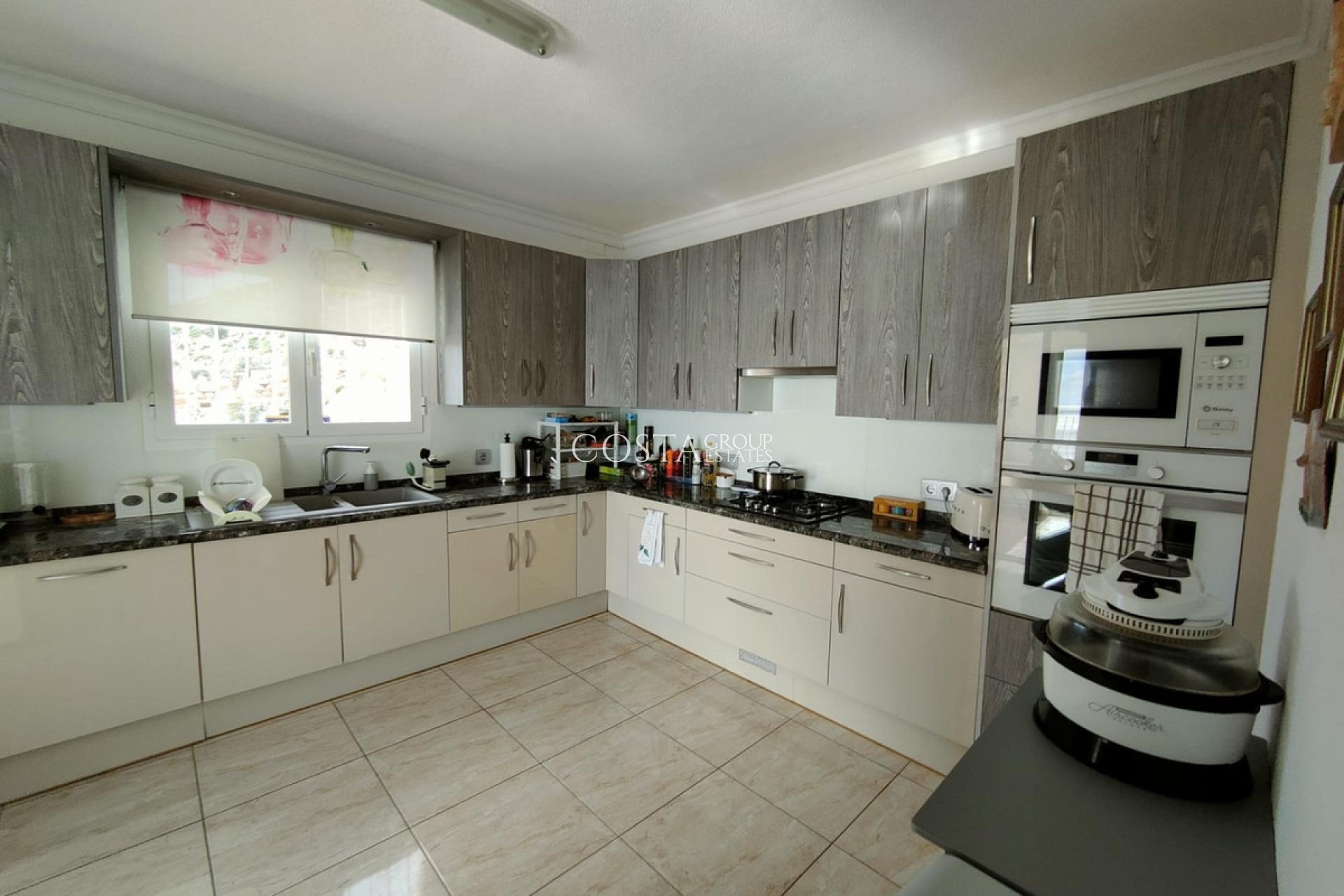 Odsprzedaż - Dom -
Benitachell - Benitachell Centro