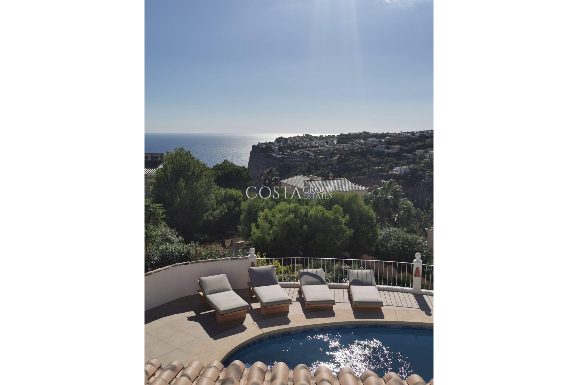 Odsprzedaż - Dom -
Benitachell - Benitachell Centro