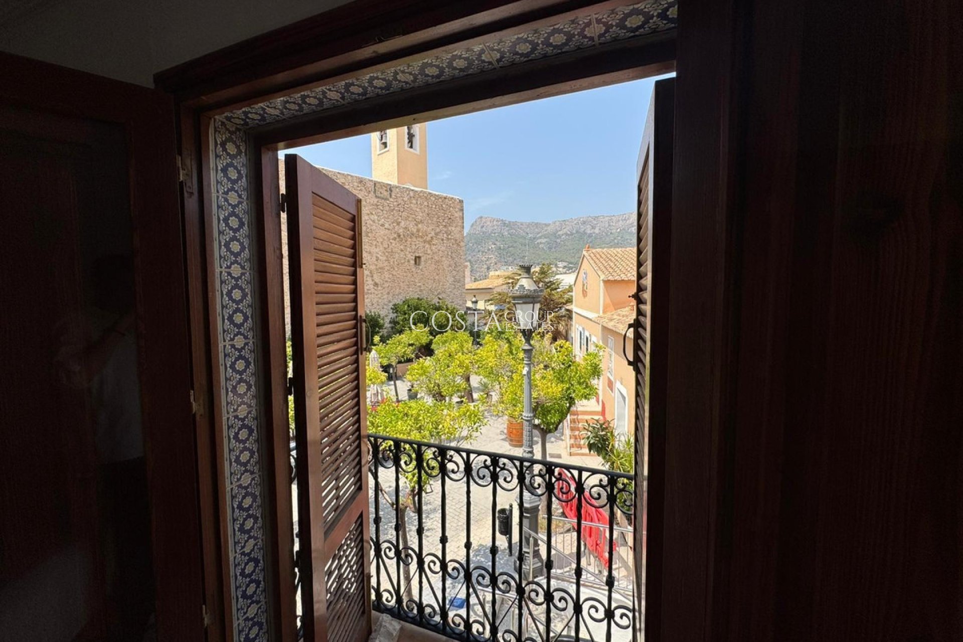 Odsprzedaż - Dom -
Calpe - Calpe Centro