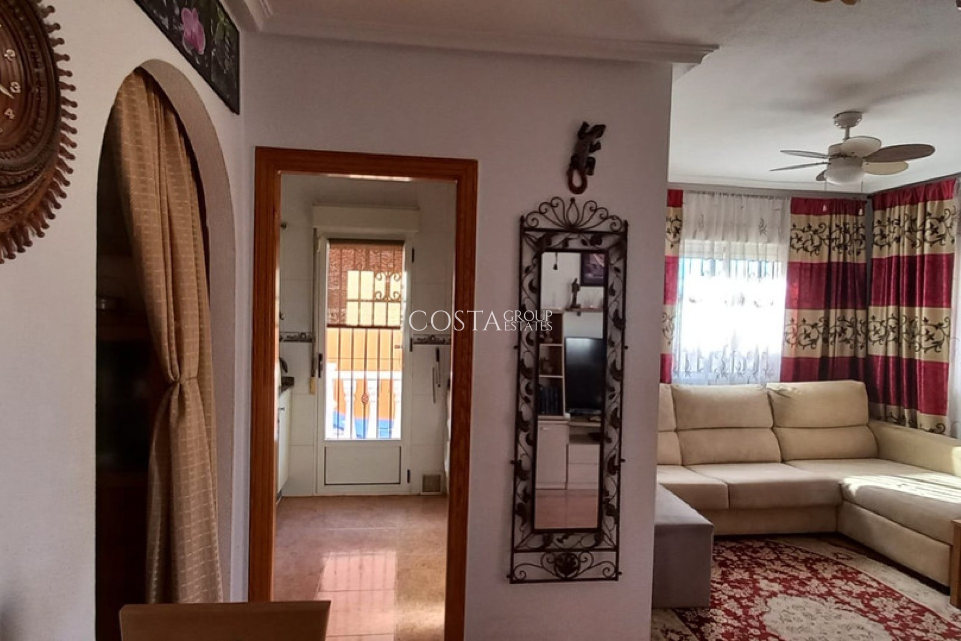 Odsprzedaż - Dom -
Los Montesinos - Los Montesinos Centro