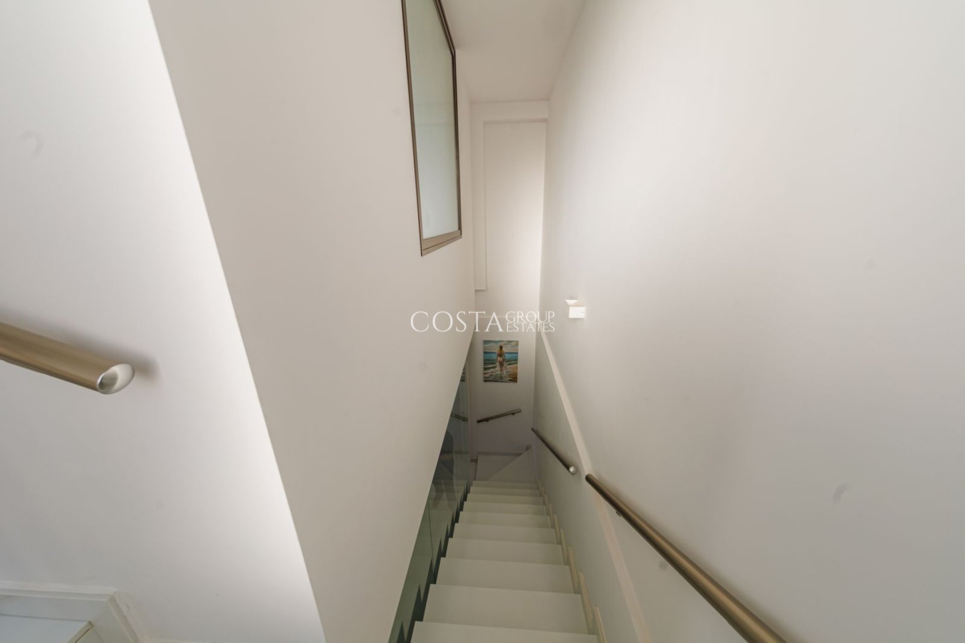 Odsprzedaż - Dom -
Murcia - Dolores