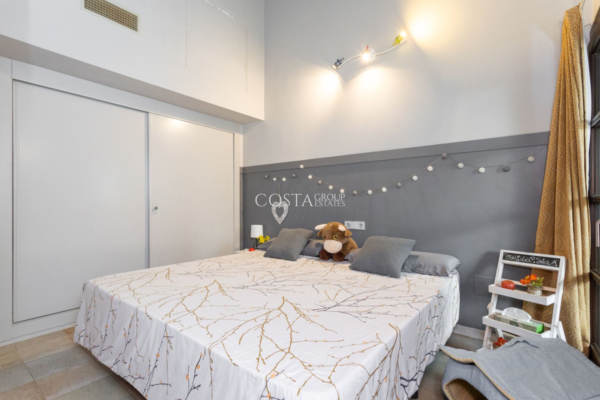 Odsprzedaż - Dom -
Murcia - Sucina