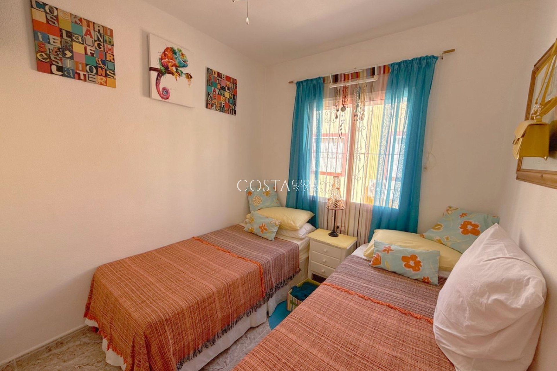 Odsprzedaż - Dom -
Orihuela - Cabo Roig