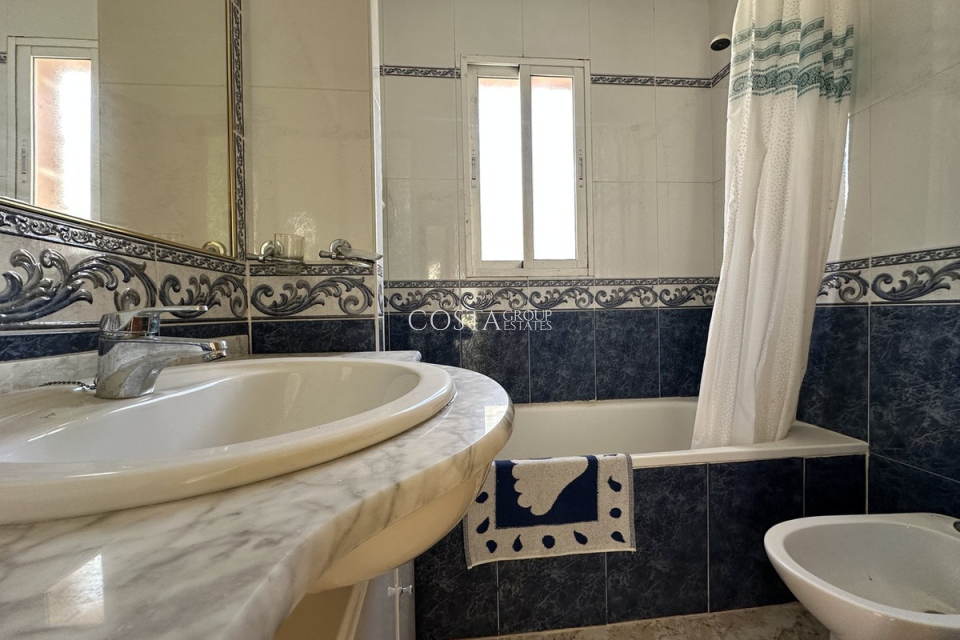 Odsprzedaż - Dom -
Orihuela Costa - Cabo Roig