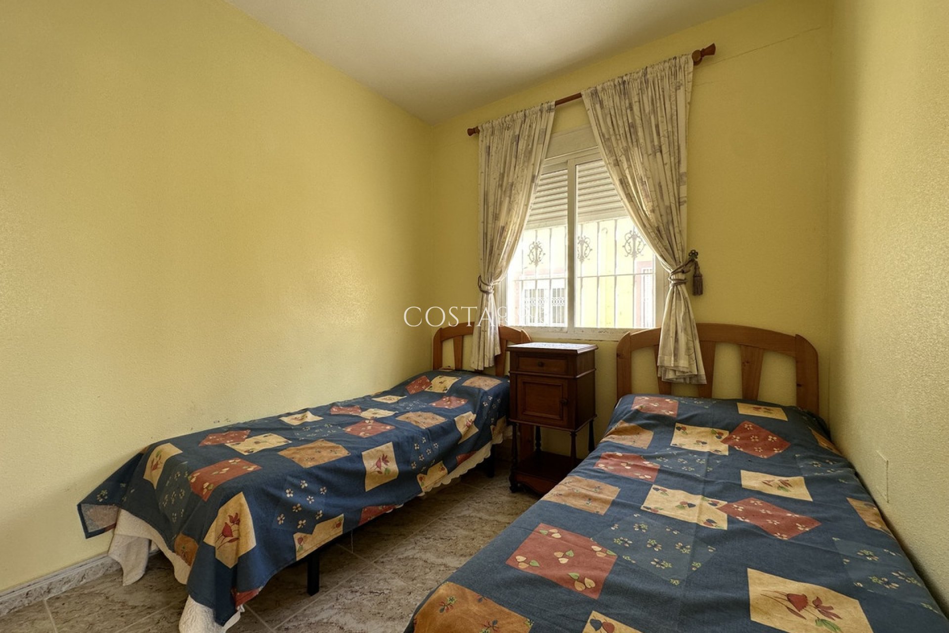 Odsprzedaż - Dom -
Orihuela Costa - Cabo Roig