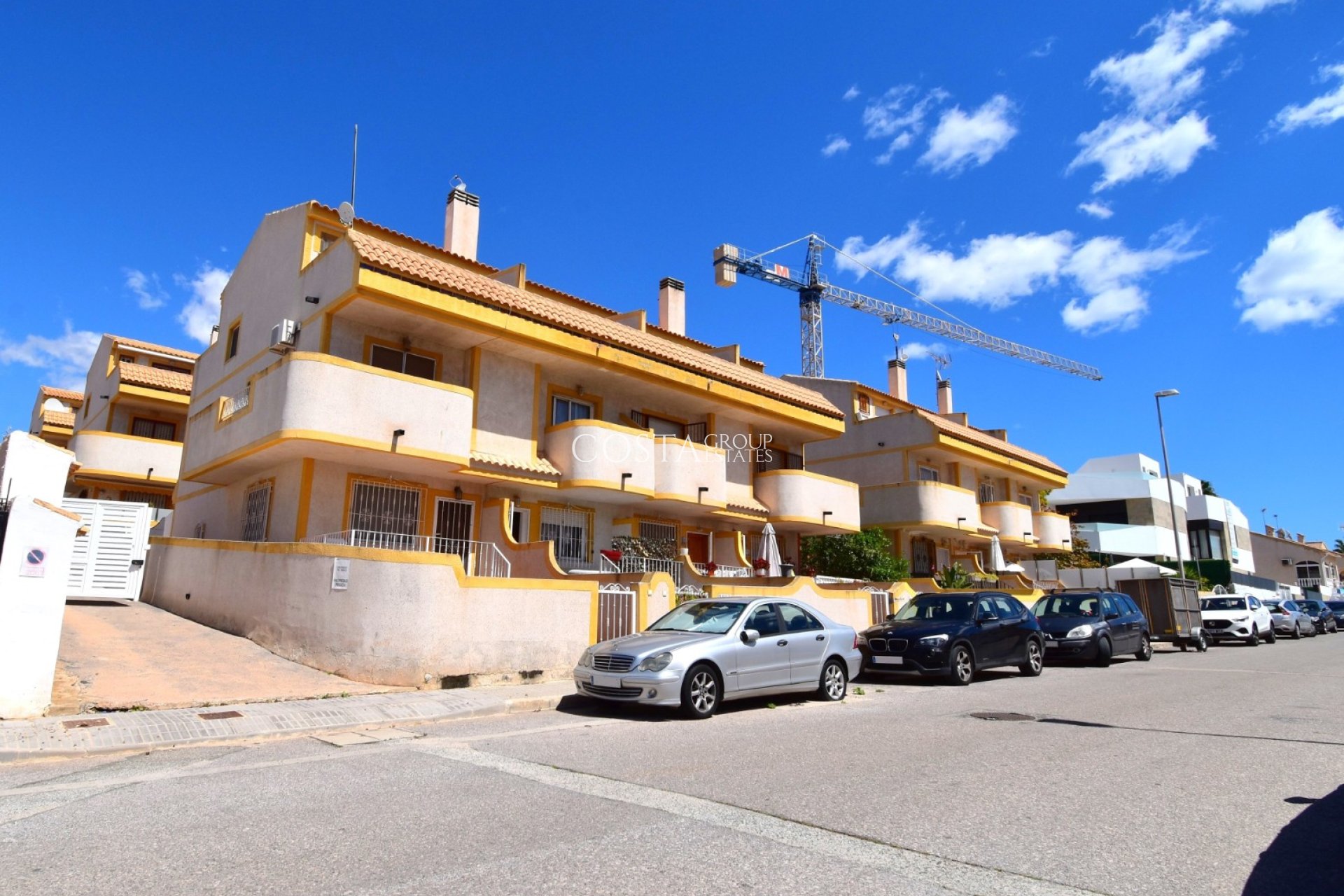 Odsprzedaż - Dom -
Orihuela Costa - Los Altos