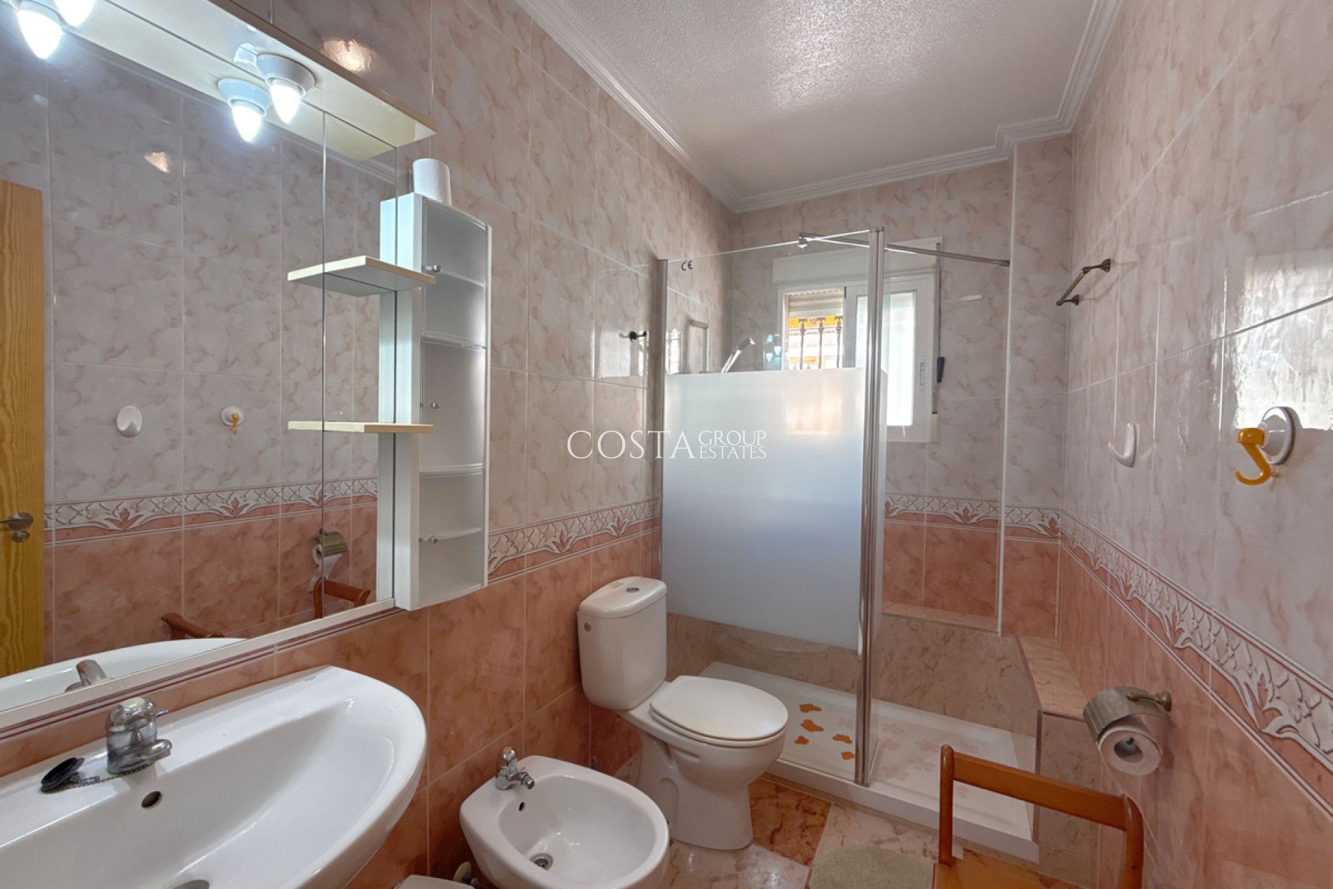 Odsprzedaż - Dom -
Orihuela - La Regia