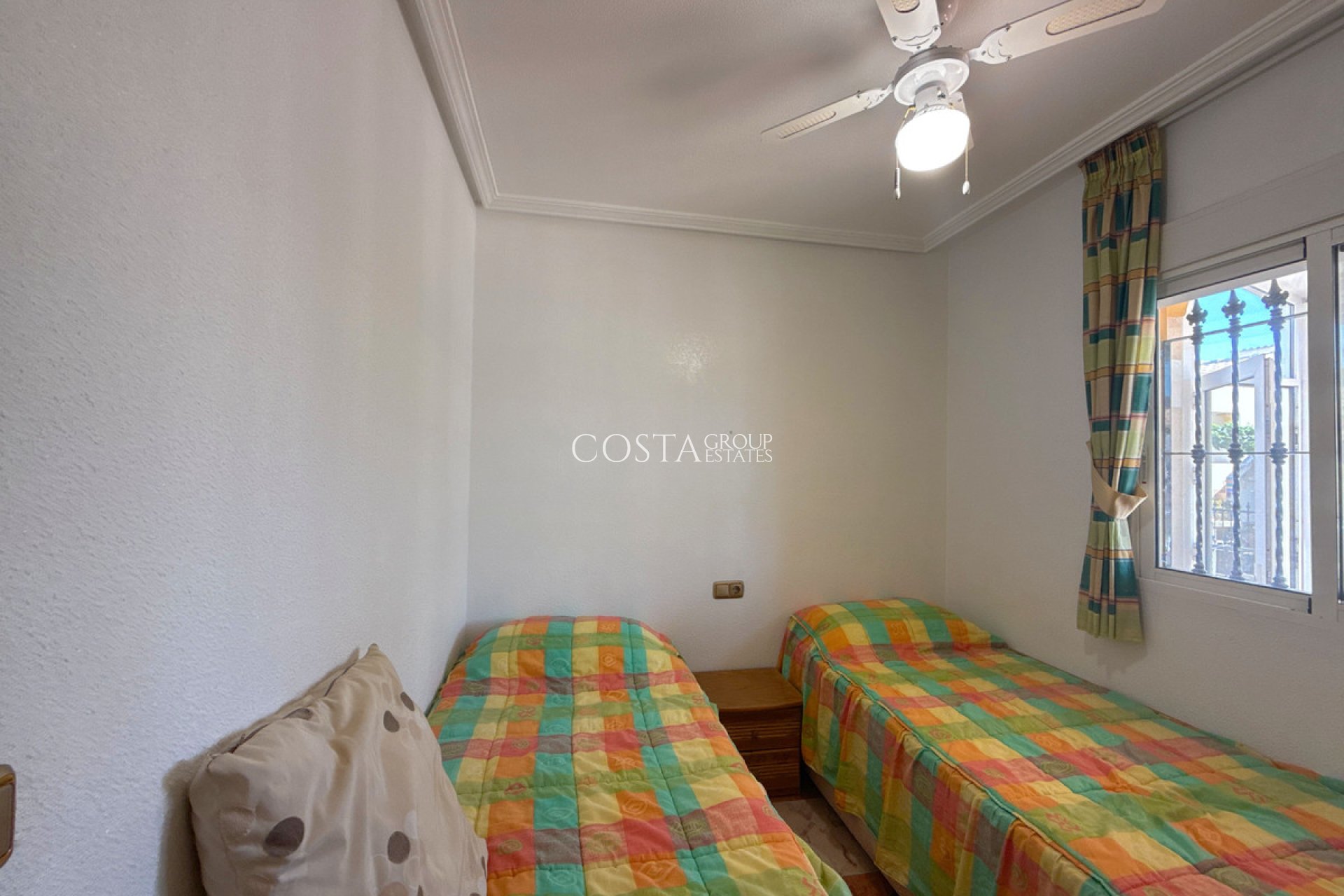 Odsprzedaż - Dom -
Orihuela - La Regia