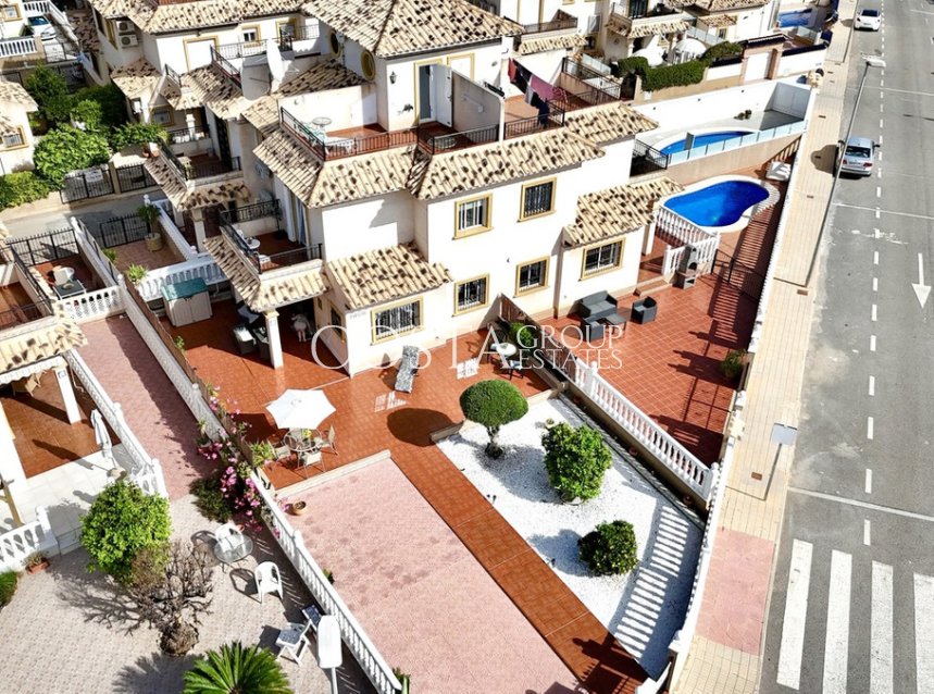 Odsprzedaż - Dom -
Orihuela - La Zenia