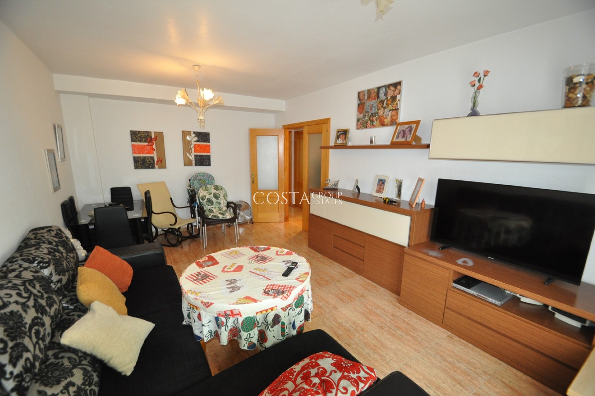 Odsprzedaż - Dom -
Pinoso - Pinoso Centro