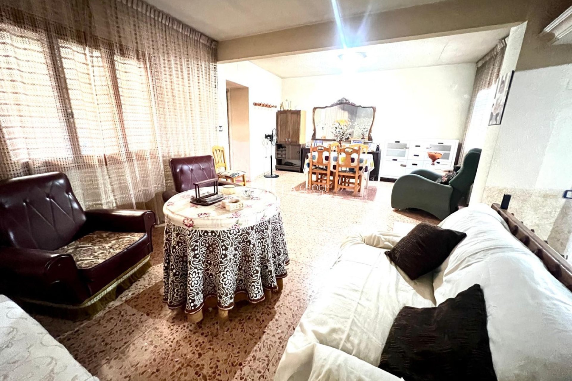 Odsprzedaż - Dom -
Pinoso - Pinoso Centro