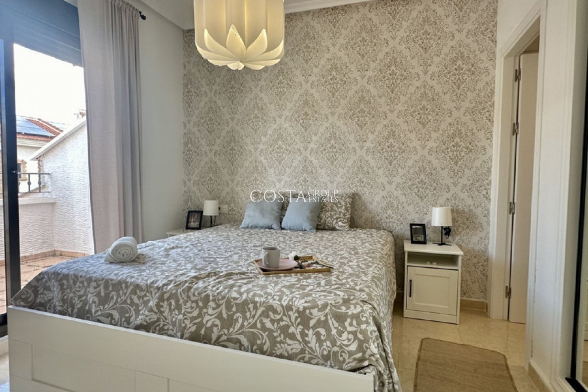 Odsprzedaż - Dom -
San Miguel de Salinas - San Miguel de Salinas Centro