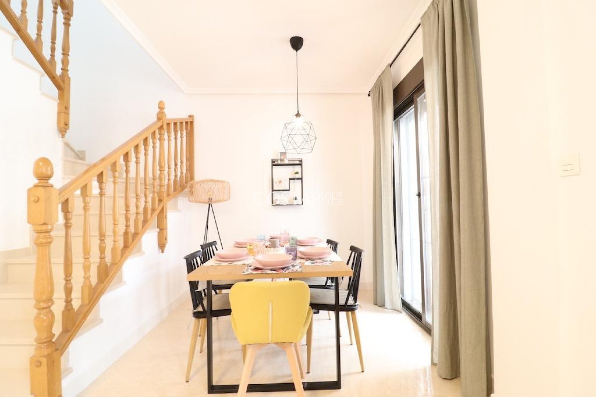 Odsprzedaż - Dom -
San Miguel de Salinas - San Miguel de Salinas Centro