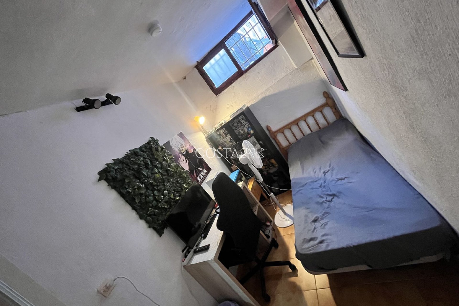 Odsprzedaż - Dom -
Torrevieja - La Mata