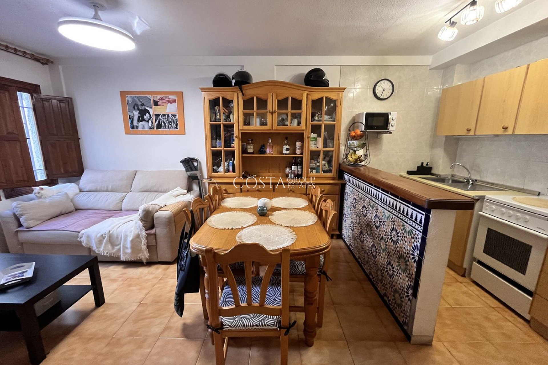 Odsprzedaż - Dom -
Torrevieja - La Mata