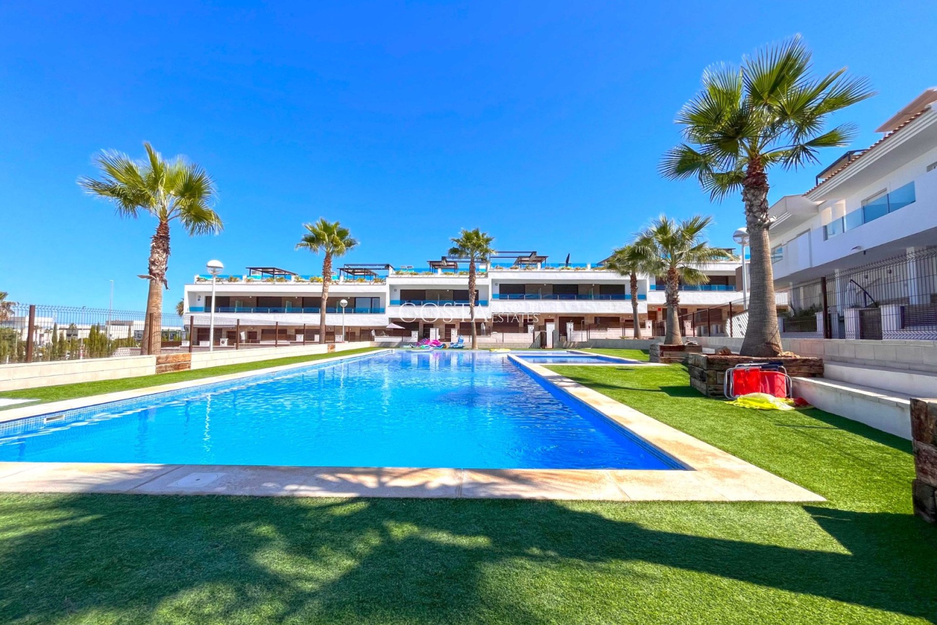 Odsprzedaż - Dom -
Torrevieja - Los Balcones