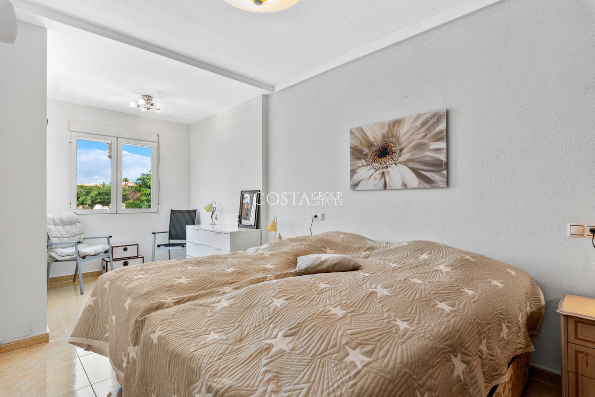 Odsprzedaż - Dom -
Torrevieja - Torrevieja Centro