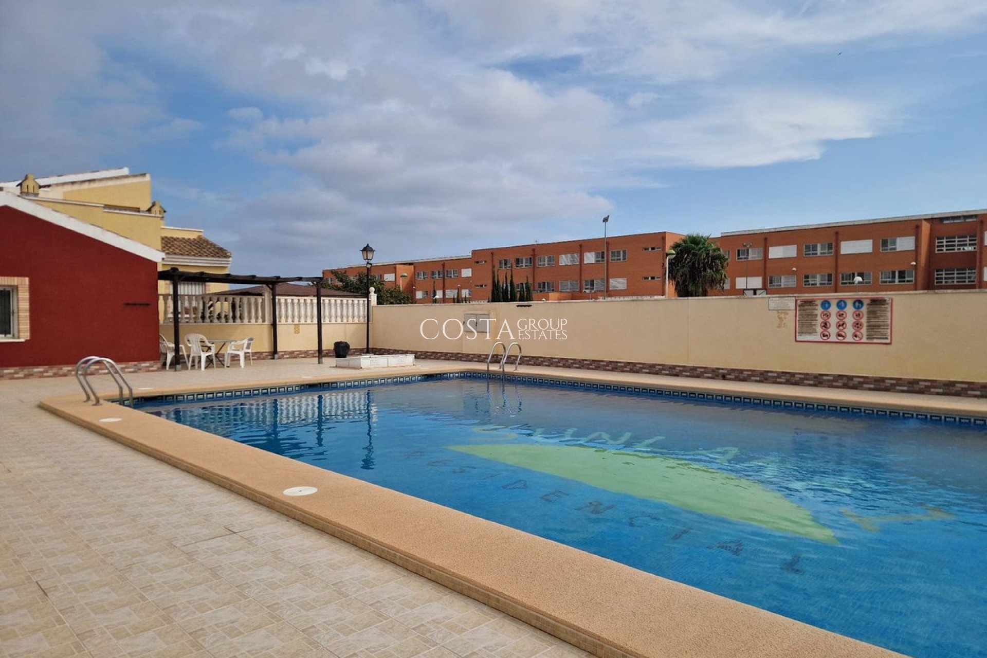 Odsprzedaż - Dom -
Torrevieja - Torrevieja Centro