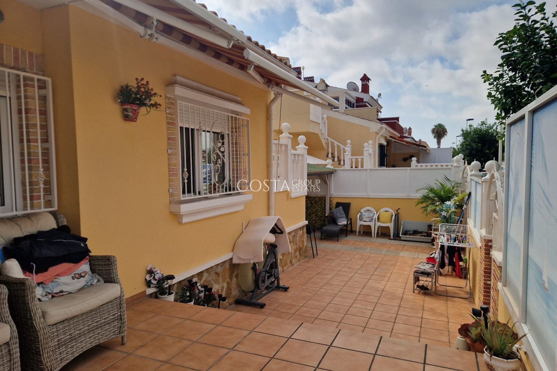 Odsprzedaż - Dom -
Torrevieja - Torrevieja Centro