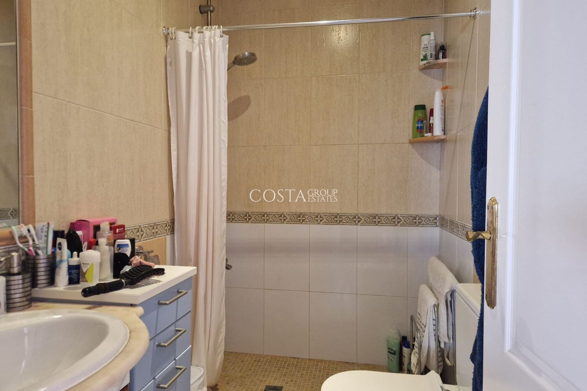 Odsprzedaż - Dom -
Torrevieja - Torrevieja Centro