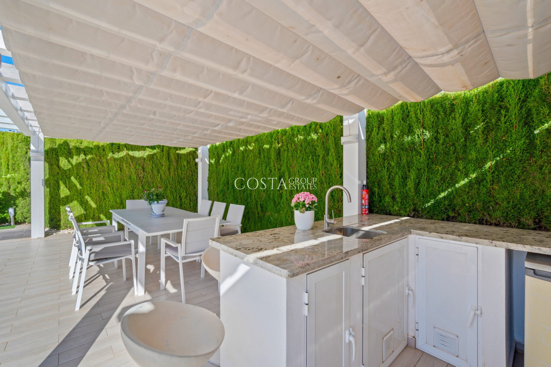 Odsprzedaż - Dom -
Torrevieja - Torrevieja Centro