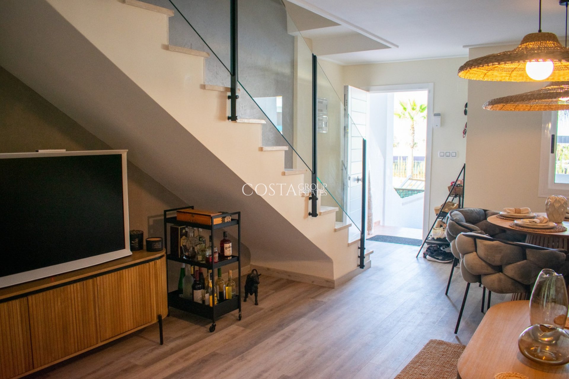 Odsprzedaż - Dom -
Torrevieja - Torrevieja Centro