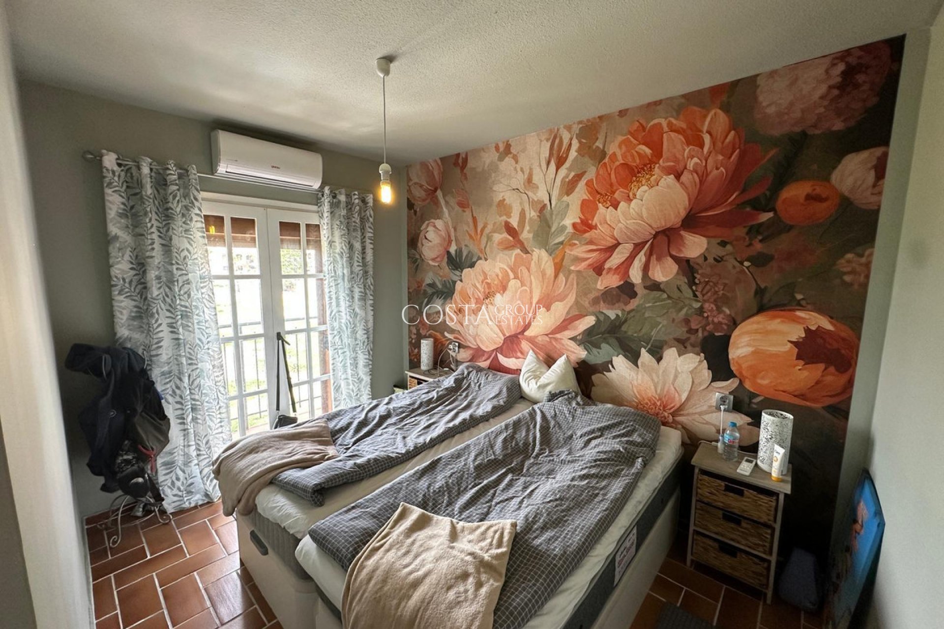 Odsprzedaż - Dom -
Torrevieja - Torrevieja Centro